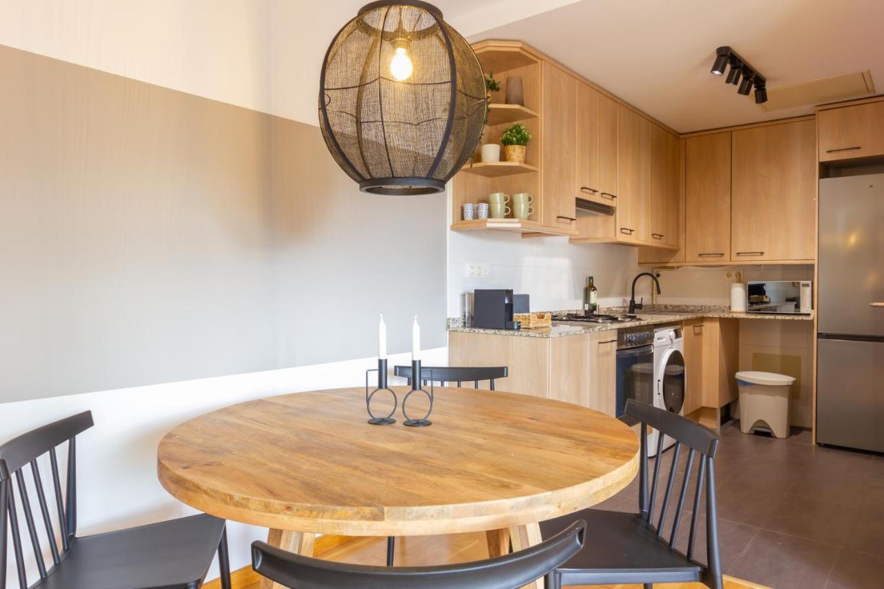 Elegante Duplex En Terrassa, Barcelona Apartment Bagian luar foto