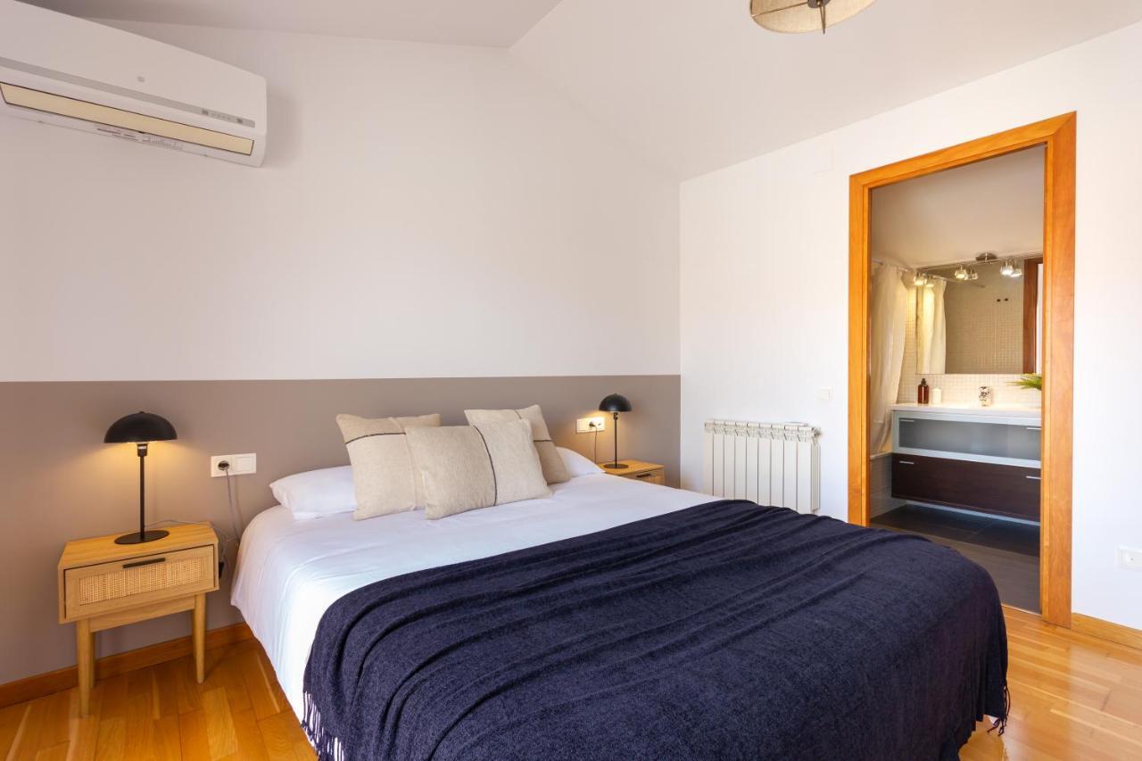 Elegante Duplex En Terrassa, Barcelona Apartment Bagian luar foto