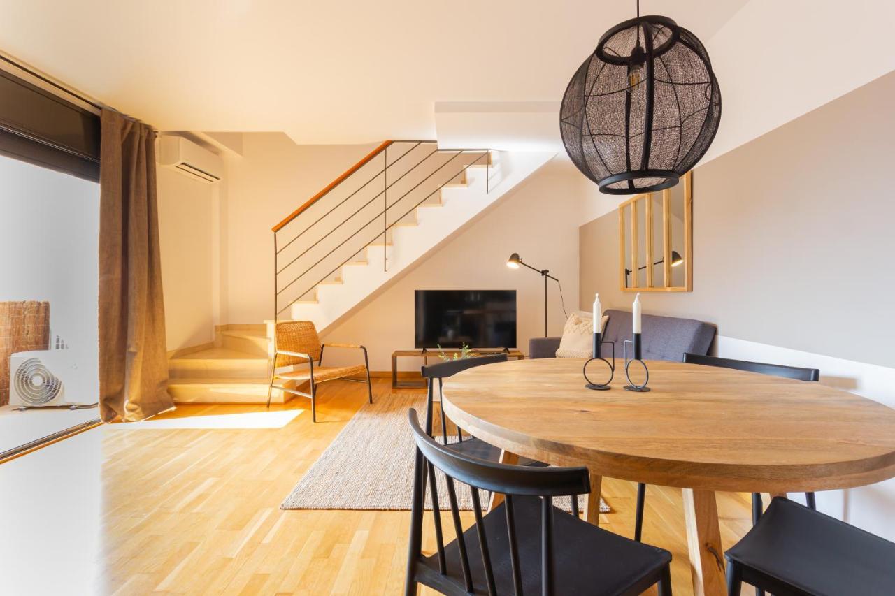 Elegante Duplex En Terrassa, Barcelona Apartment Bagian luar foto