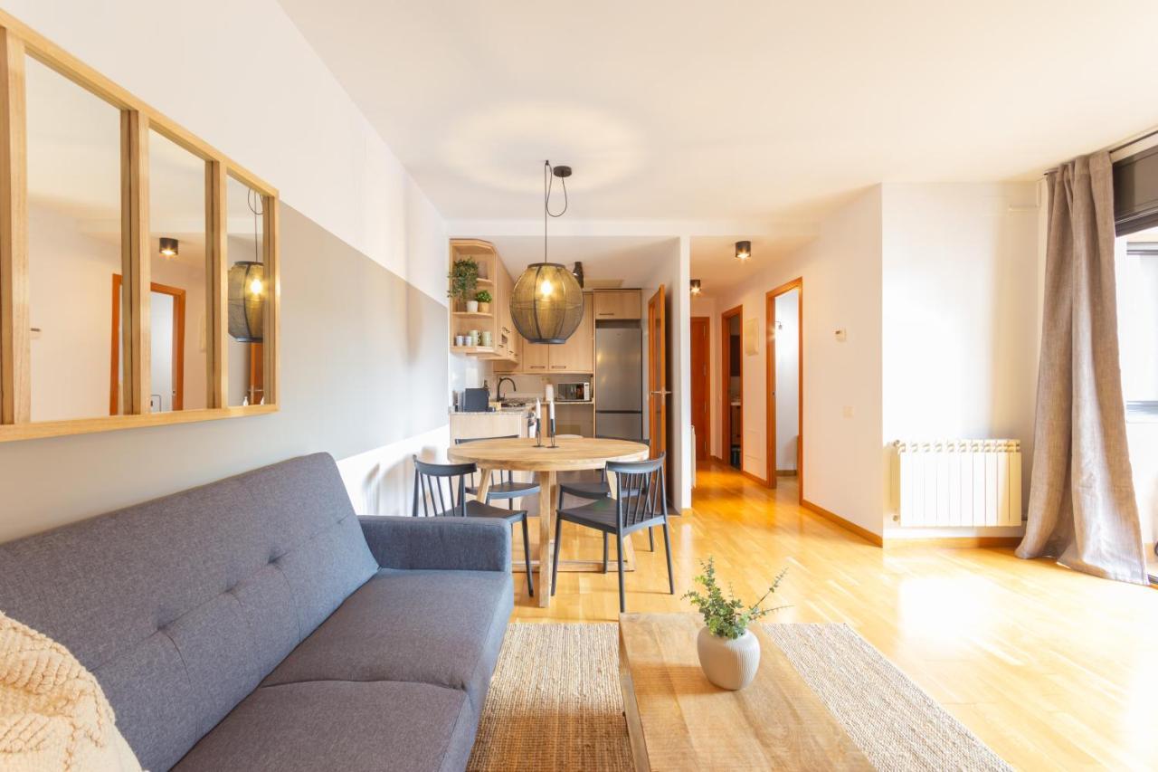 Elegante Duplex En Terrassa, Barcelona Apartment Bagian luar foto
